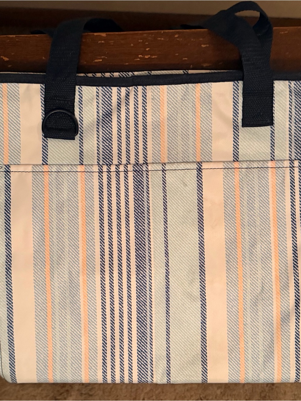 thirty-one Tote-ally Thermal tote with Leak-lock lining in Boardwalk Stripe